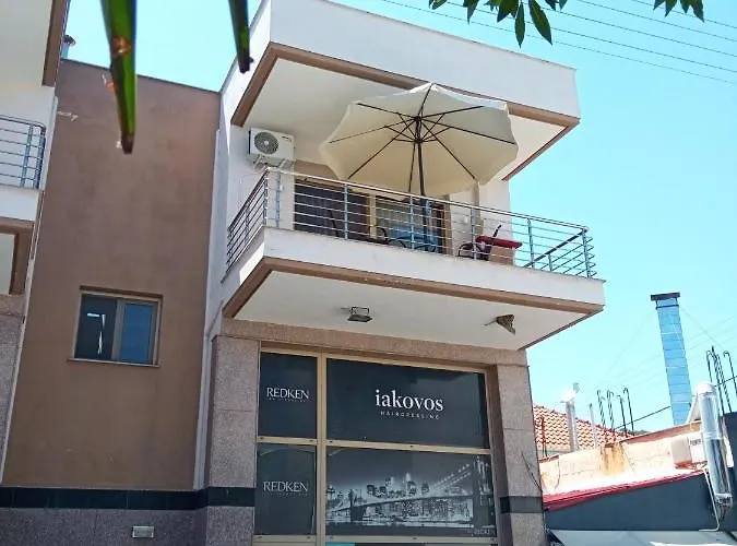 Holiday\'S Nea Peramos Kavala\'S